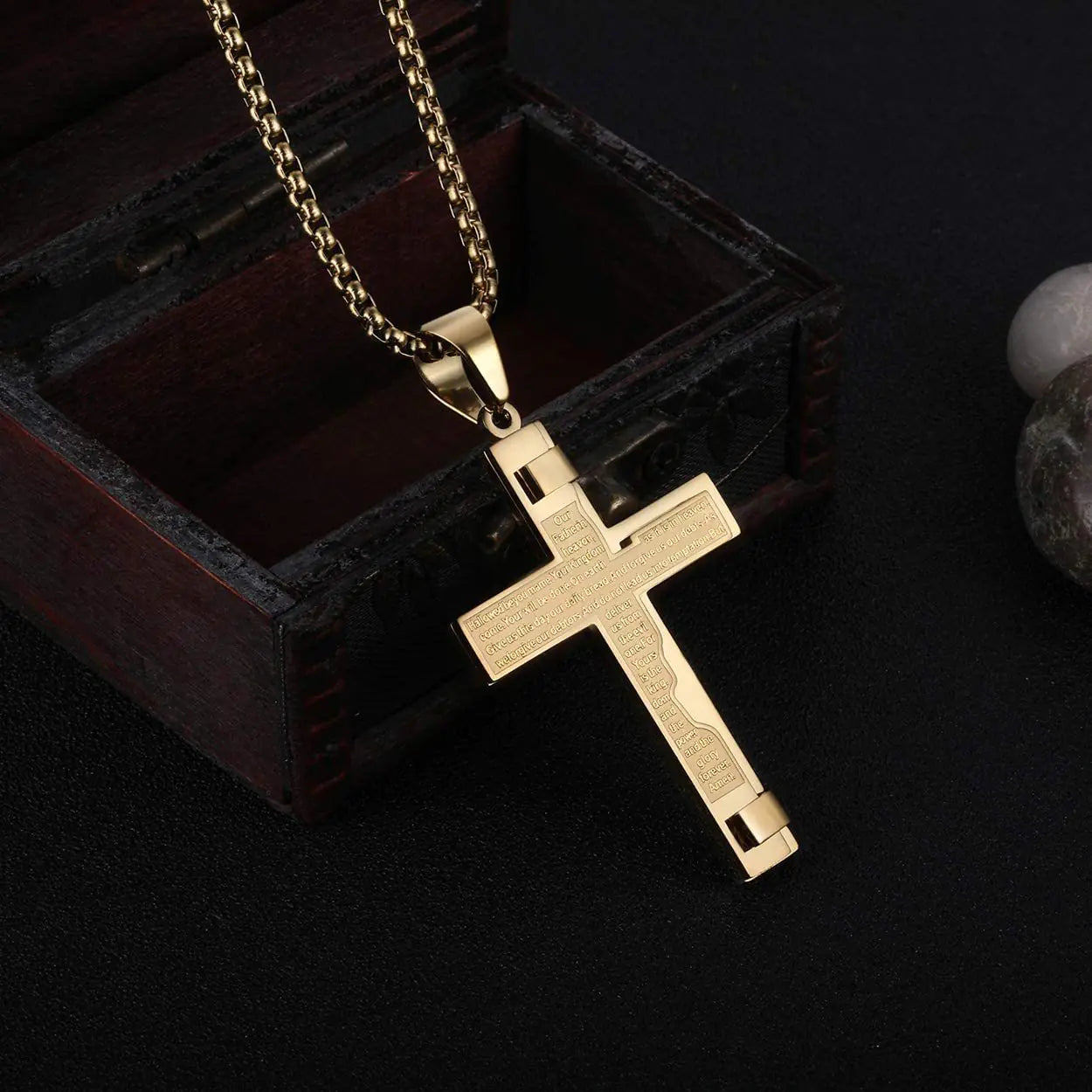 Titanium Steel Cross Necklace for Unisex Fashion